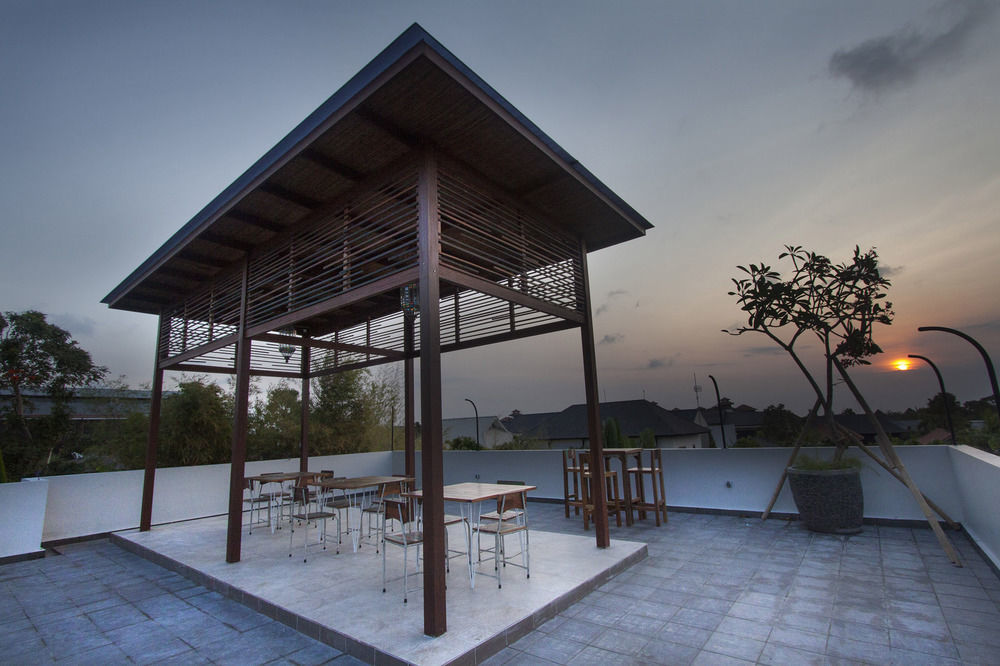 Zen Rooms Seminyak Kayu Jati Buitenkant foto